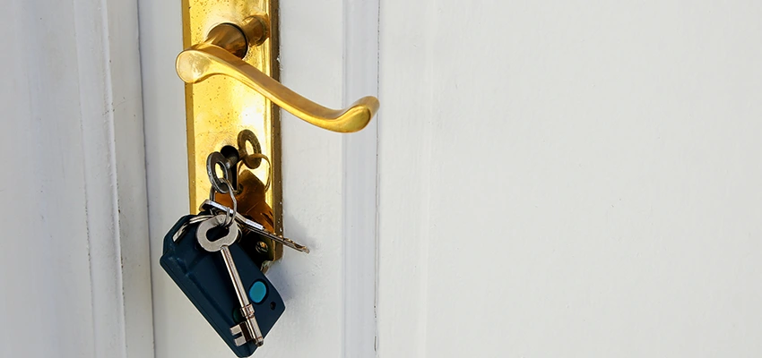 Broken Door Key Extraction in San Lorenzo, CA