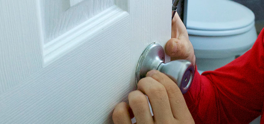 Vintage Door Knob Replacement in San Lorenzo, CA